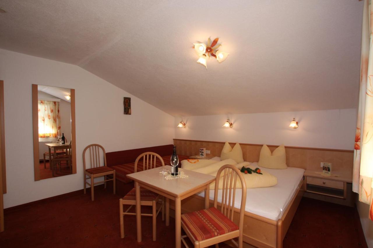 Lechlihof Hotel Ишгъл Стая снимка