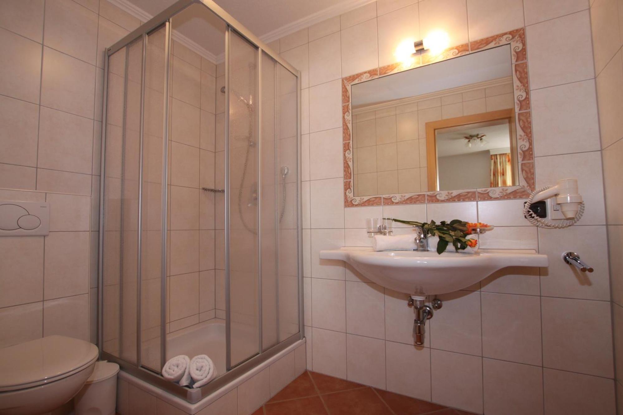 Lechlihof Hotel Ишгъл Екстериор снимка